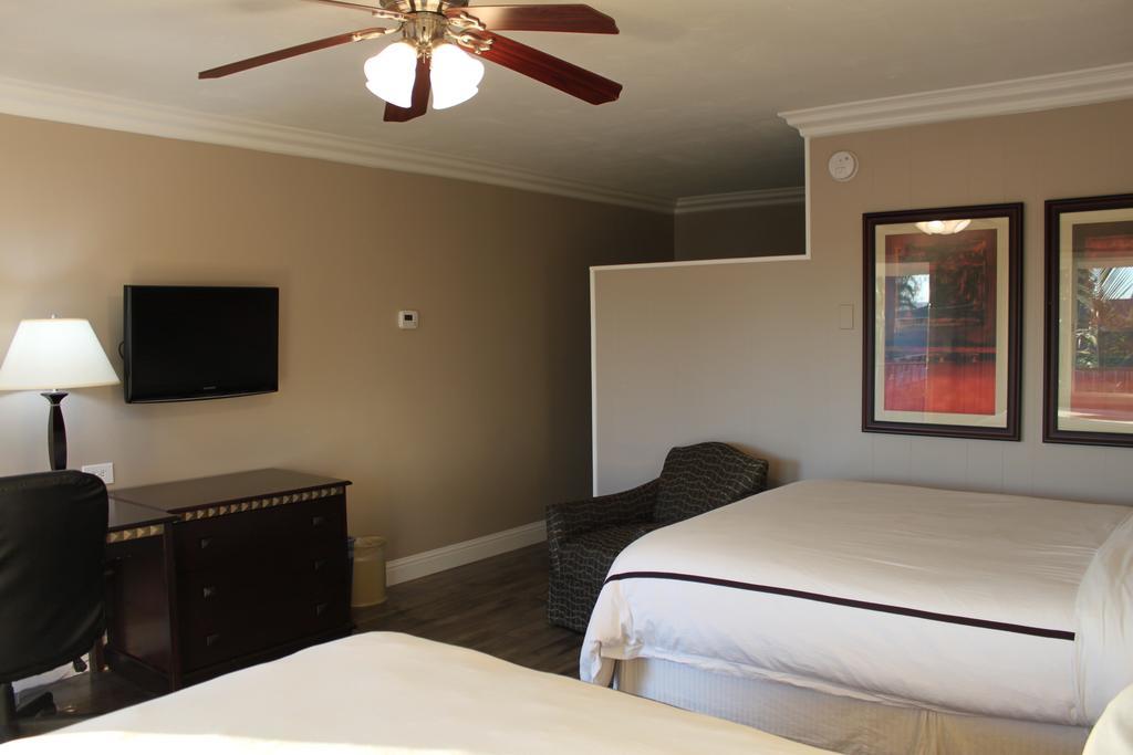 Travelodge By Wyndham Santa Maria Εξωτερικό φωτογραφία